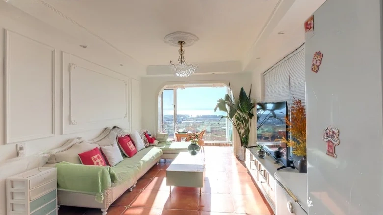 Outstanding Dianchi Clear Green - View 5