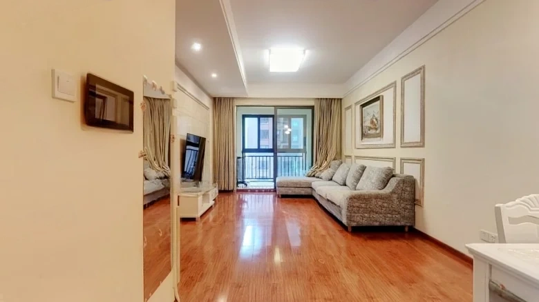 Purple Sandalwood - View 1