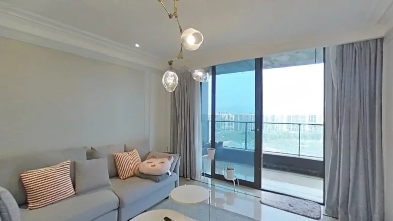 Fusion Creative Riverbank City Waterfront Mansion - View 1