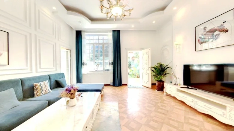 Dianchi Wei Cheng Yanlan Bay - View 14