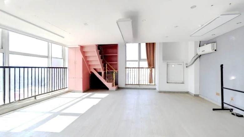 Qingjian Sun Island - View 1