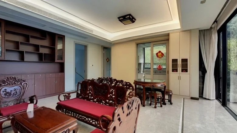 Green City and Lodge - View 9