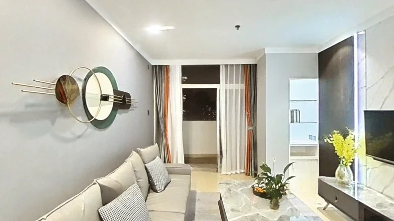 Tongyi Road - View 1