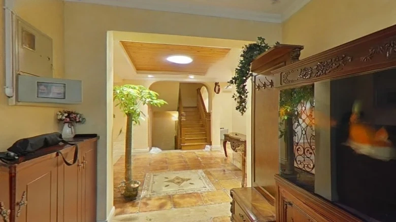 American Stories - View 6