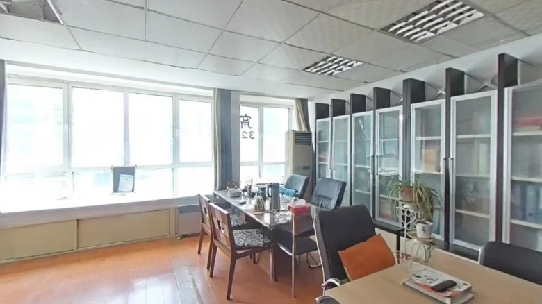 Wanda 39 Carat - View 2