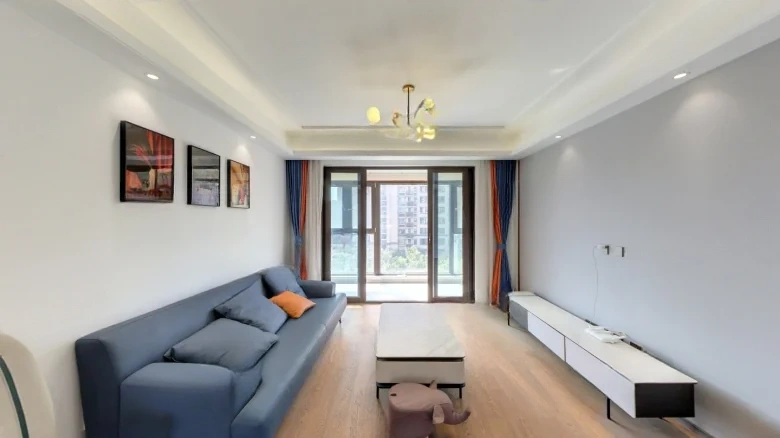 Spring Breeze South Bank West Garden - View 6