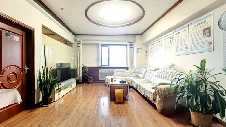 Pei Feng Tower - View 3