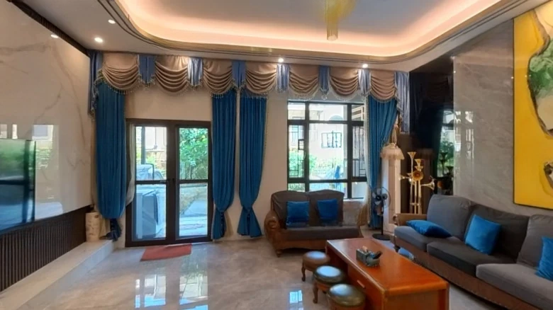 Zhonghai Camphor Villa - View 1