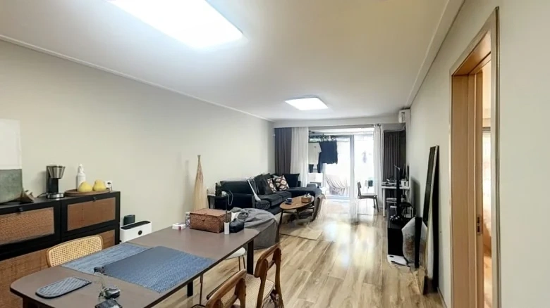 Huayue Mei Gui Dong Zhu - View 1