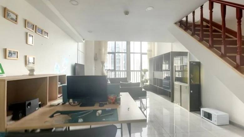 Lanzhou Zhongtianjian Square - View 1