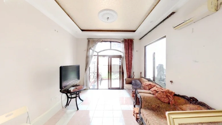 SilkandRibbon Silver Bay - View 6