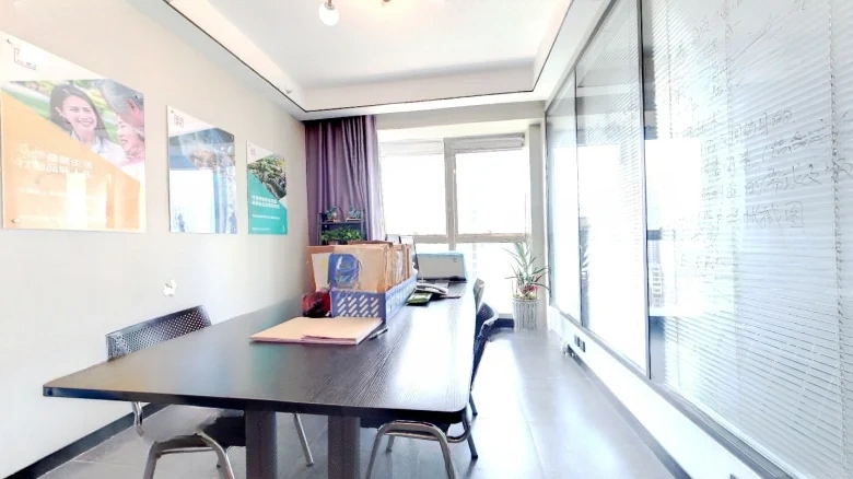 Starlight Avenue Plaza - View 1