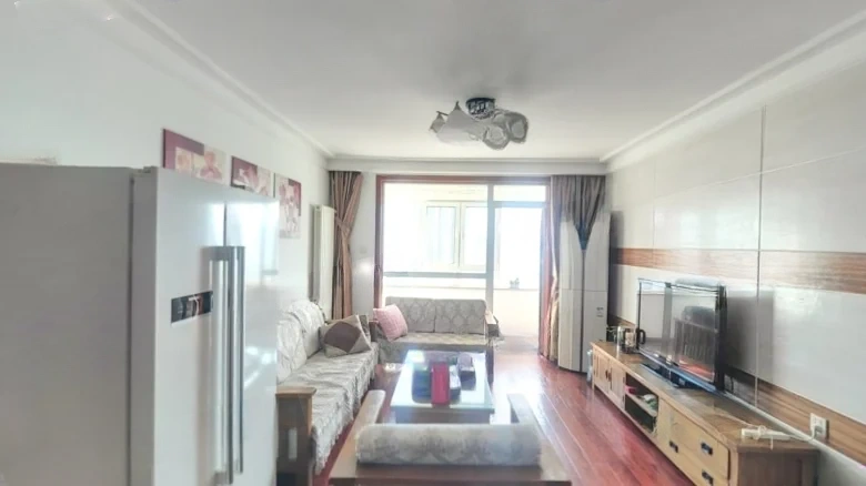 Urban Elegance - View 1