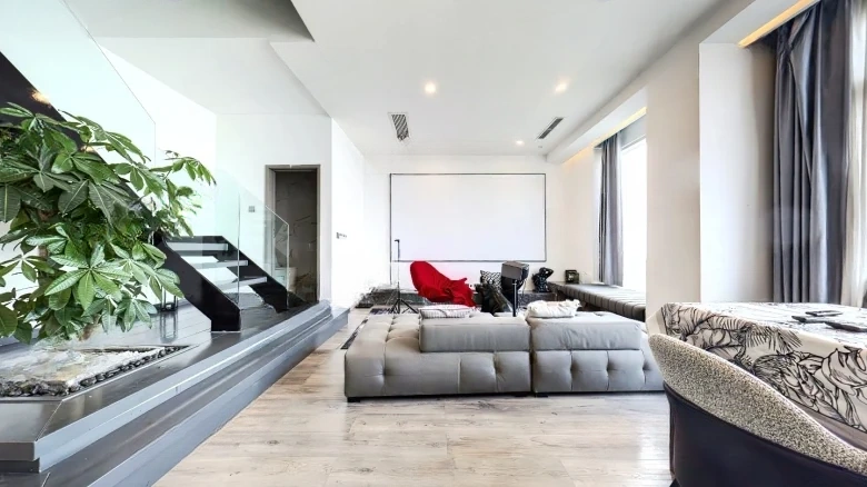 Evergrande Plaza - View 1