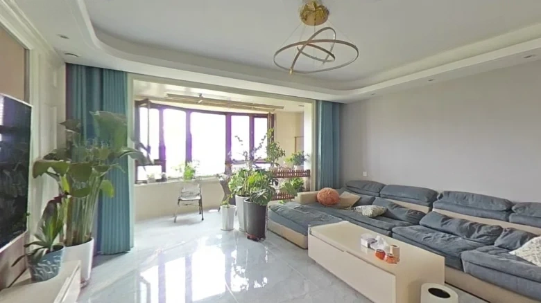 Tianshan National Guest No.1 - View 1