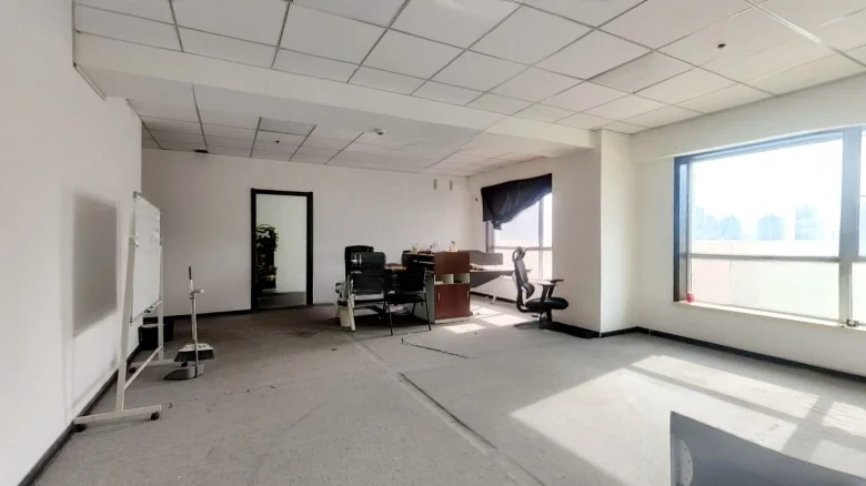 Dongda Shengshi Huating - View 1