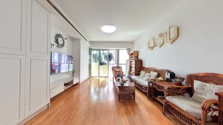 Lakeside Bliss Garden - View 4