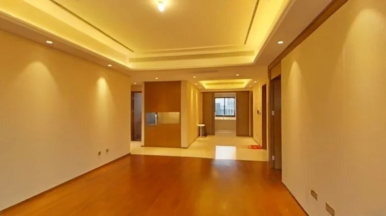 River Isle Flower Court - View 5