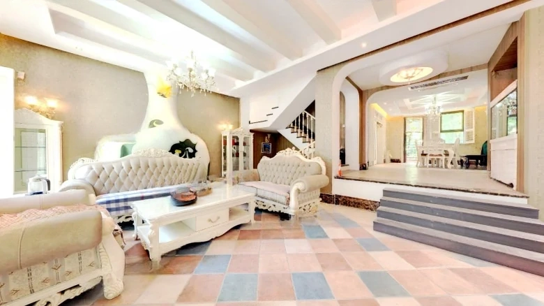 Halfway Hills International Garden East District - View 9