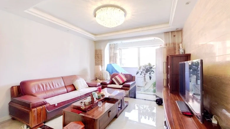 Port East Garden Residence - View 4