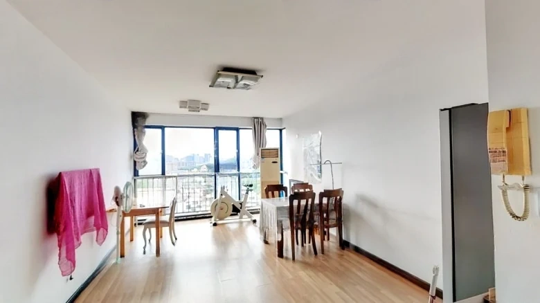 Dragon Garden North Road No. 80 - View 1