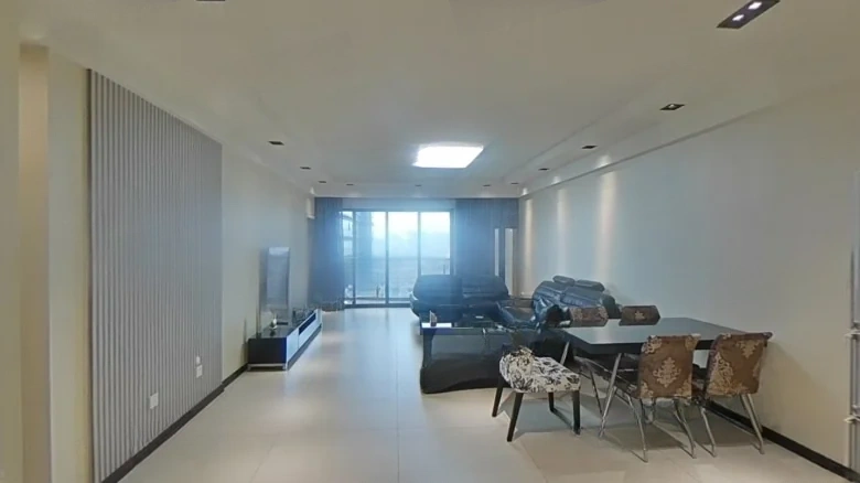 Chief SeatHolder - View 1