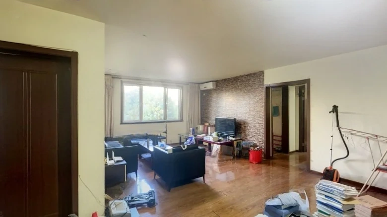 Beihongwo Road No.5 Courtyard - View 1