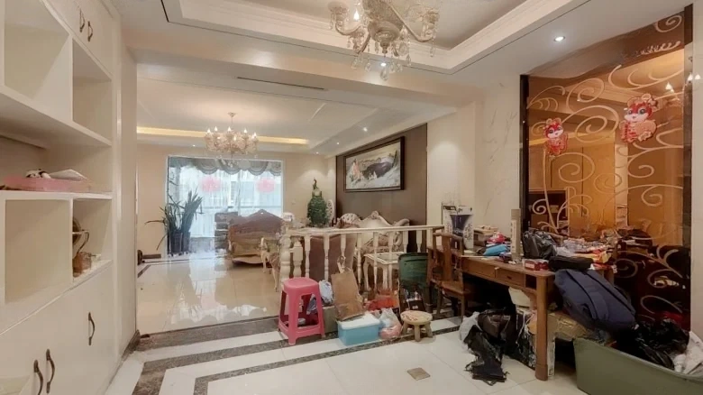 Elegant Home · Beautiful Villa - View 1