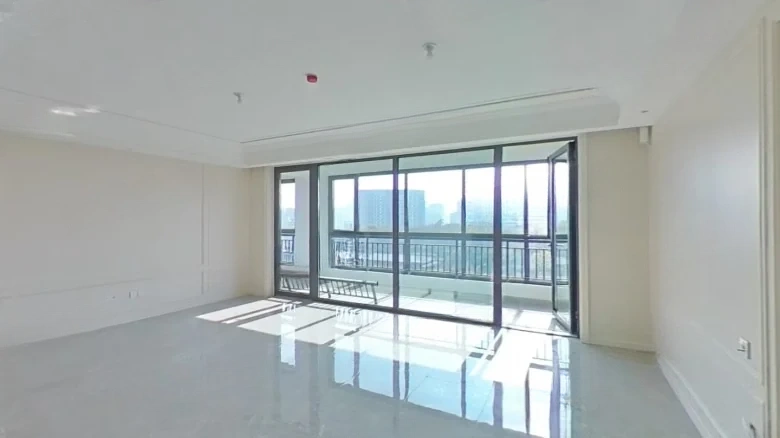 Silent Wave Mountain - View 6