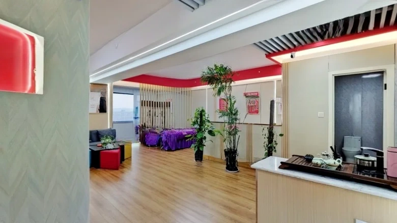 HighTech Wanda Plaza - View 1