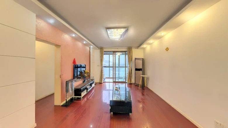 Springtime Garden City Lakefront Lingyu - View 1