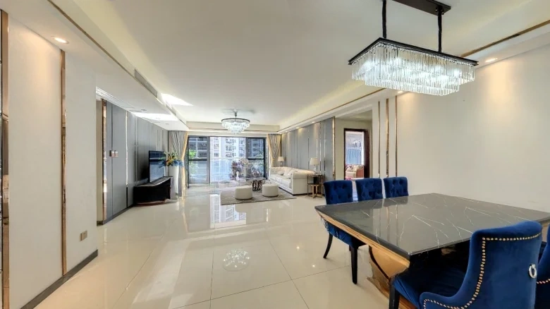 Poly Property Heartwhisper - View 6