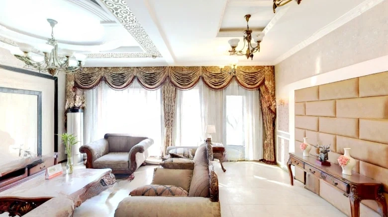 Poly Roland Fragrant Valley - View 6