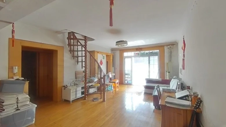 Qin Chunyuan Er Village - View 1