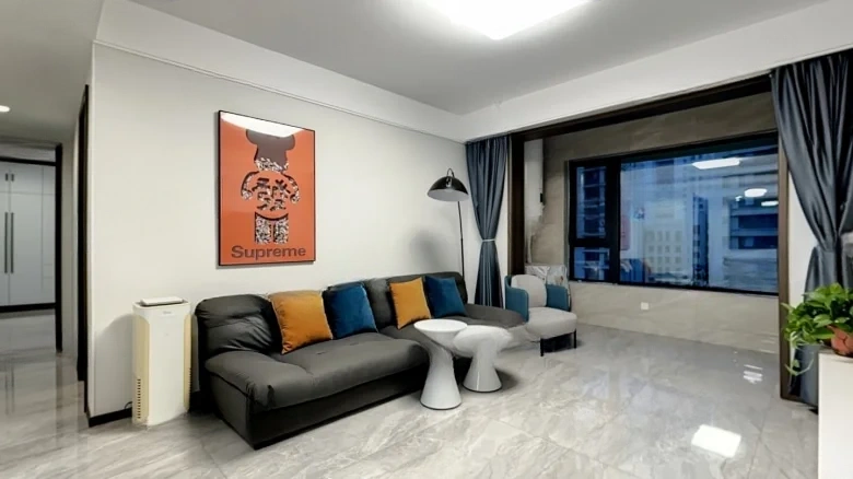 Lvti IFC Central Residences B13 Zone - View 1