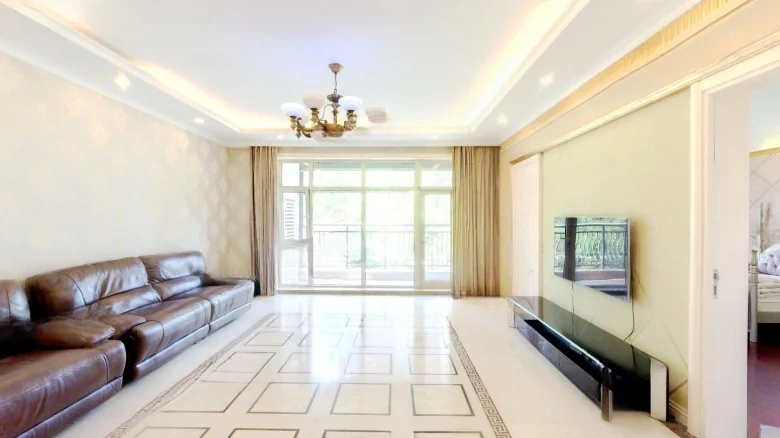 Dalian Pearl - View 4