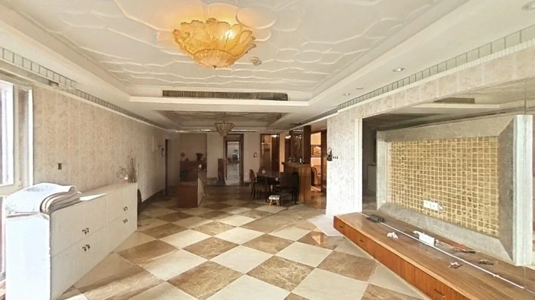 Golden Roof - View 1