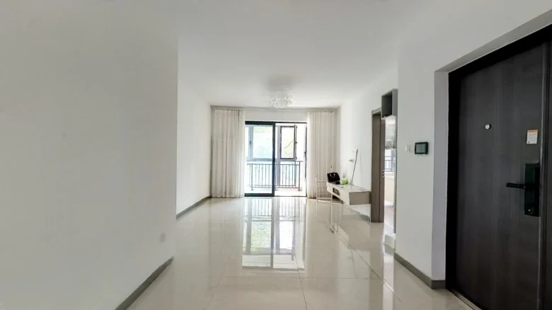 Tongba East Road 10 courtyard - View 1