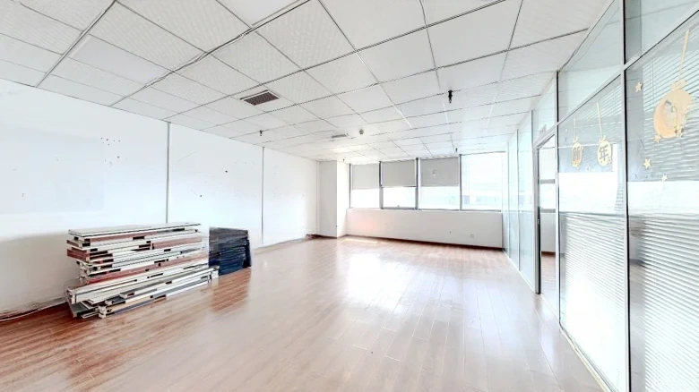 Century King Emperor - View 5