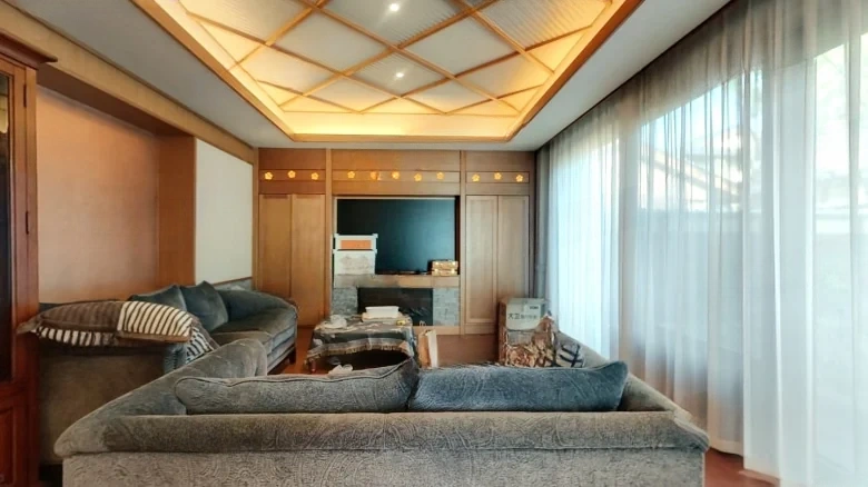 Jinshi Ten Thousand Alleys - View 1