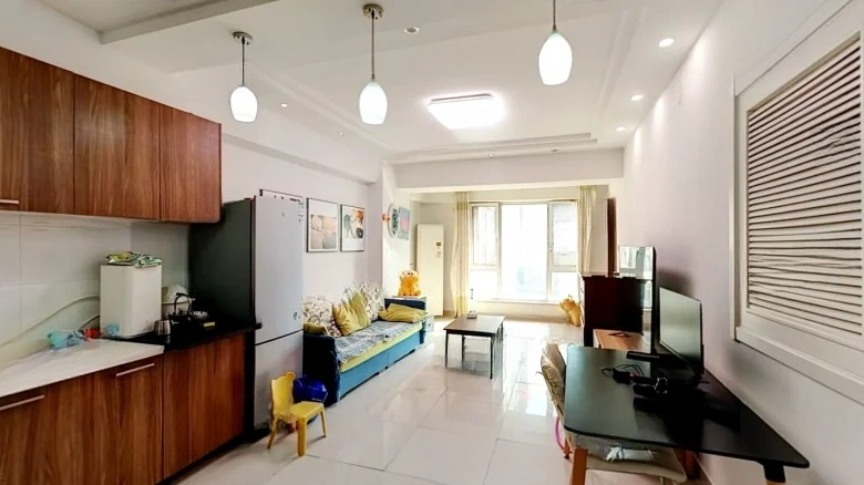 Merry Mountain - View 1