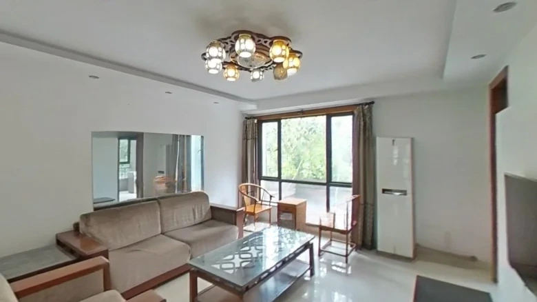 White Gold Coast - View 1