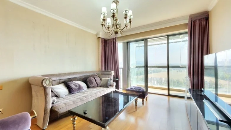 Scents Lake Garden - View 1