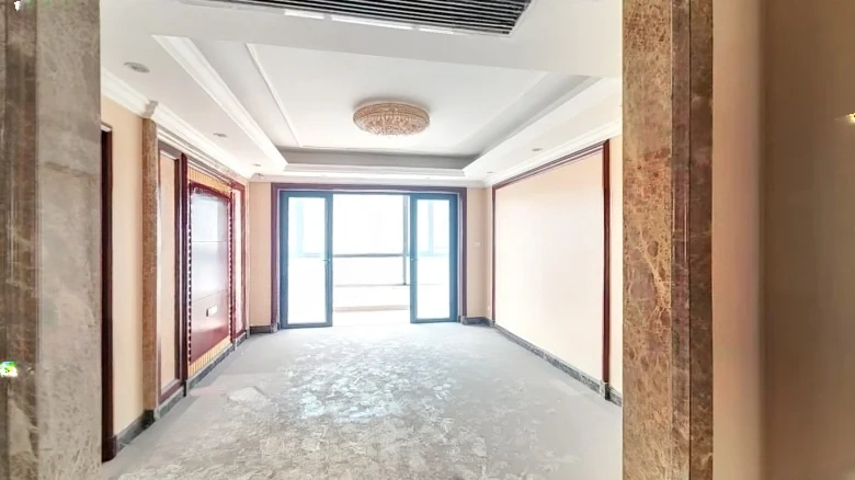 Hengda Huafu碧桂園并不代表恒大華府的名字，但根据提供的文本“恒大华府”直接翻译为英文专有名词是 - View 1