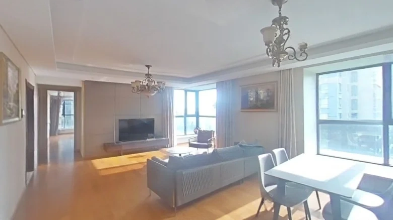 Lushang Shoufu - View 1