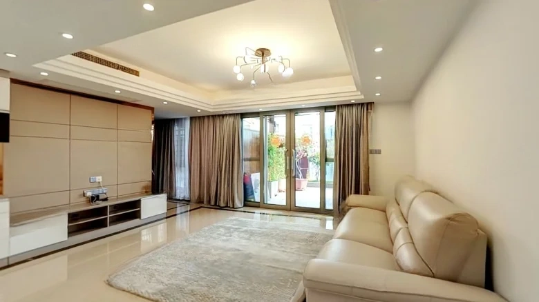 Golden Splendor Mansion - View 6