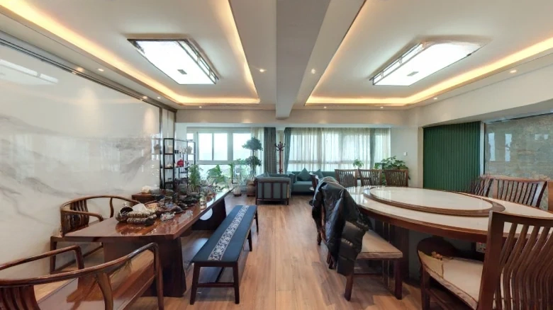 Aurora Gate Royale - View 5