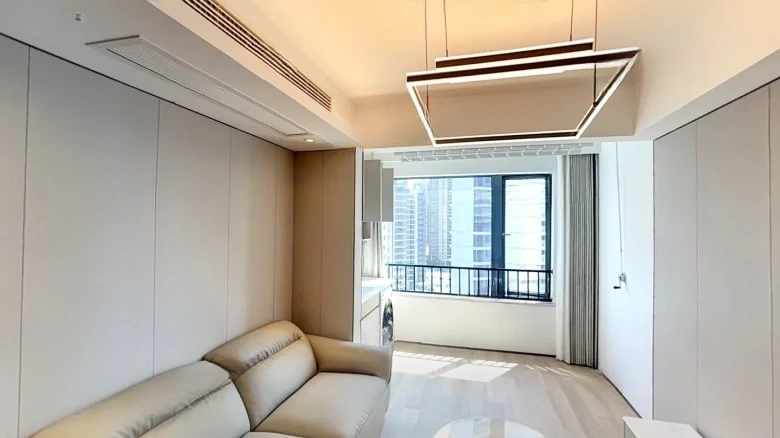 Blue City · Spring Breeze - View 1