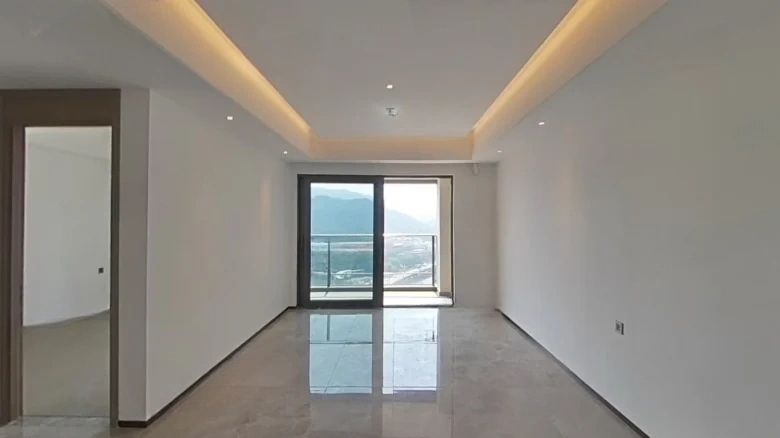 Fortune Rich Cloud Mountain - View 4