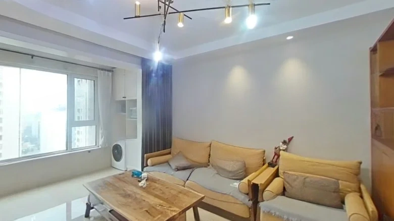 Queen's Way Excellence - View 1